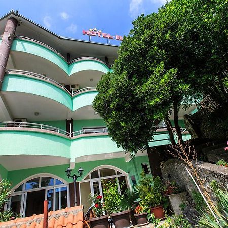 Hotel Hoti Ulcinj Zewnętrze zdjęcie