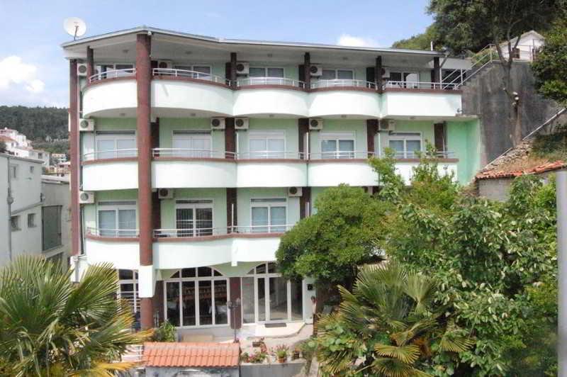 Hotel Hoti Ulcinj Zewnętrze zdjęcie