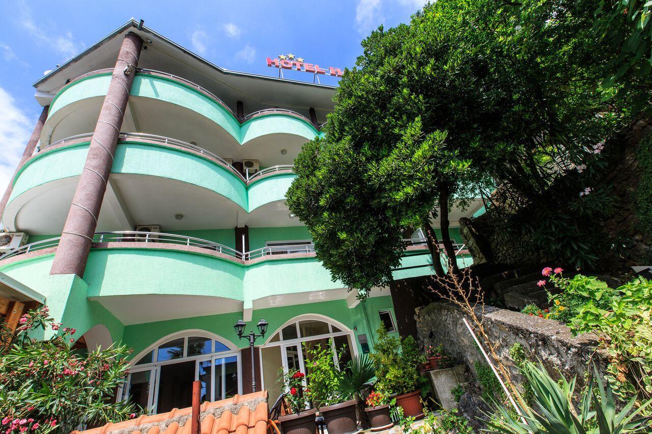 Hotel Hoti Ulcinj Zewnętrze zdjęcie