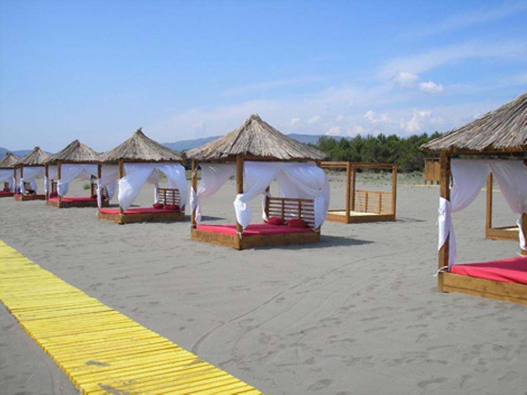 Hotel Hoti Ulcinj Zewnętrze zdjęcie
